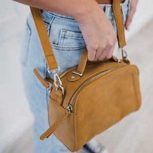Crossbody Zipper Closure Shoulder Bag